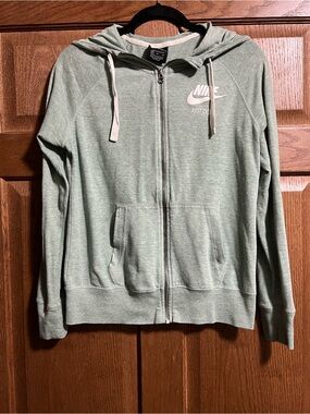 Nike Sage Green Full-Zip Hoodie M